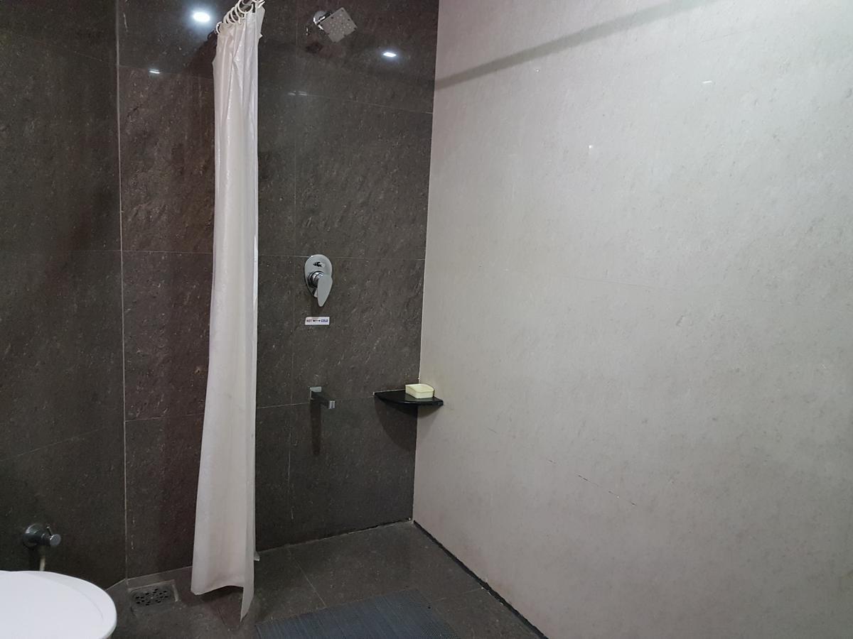 Hotel Savera Palace Mount Âbû Extérieur photo
